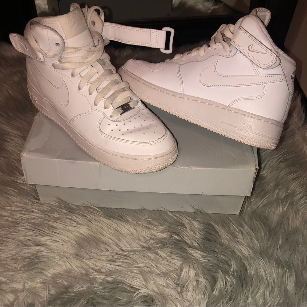 Nike Women's White Sneakers